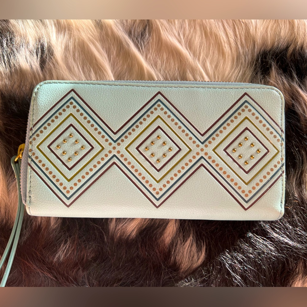 Gorgeous Fossil Leather Wristlet Wallet